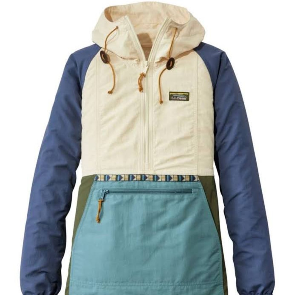 Super cute windbreaker!